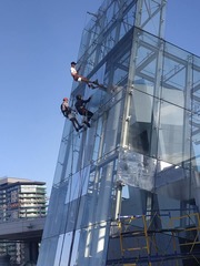 Тонування фасадів будівель,  бронювання склопакетів у ваших будинках