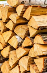 Дрова для каміна, пічки та котла – доставка від